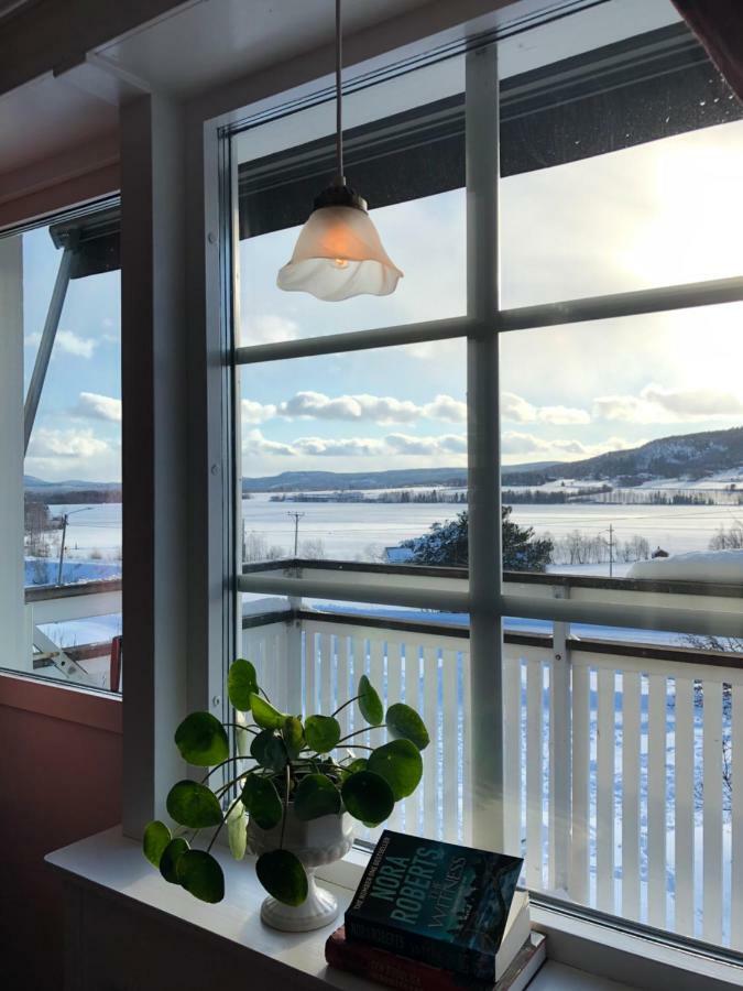 Villa Utanfoer Oernskoeldsvik, Hoega Kusten Exteriér fotografie